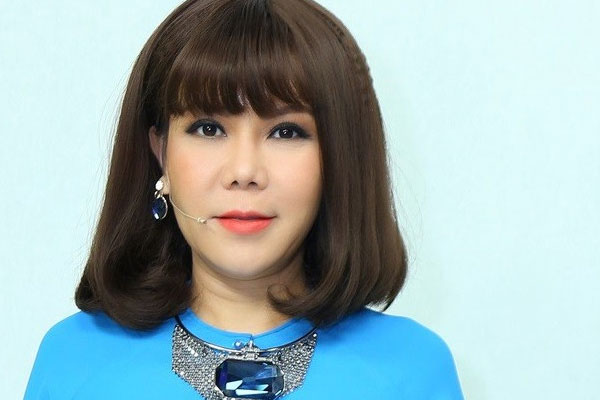 Hàng nghìn người đến đón khiến Thuỳ Tiên liên tục khóc, có gì trong nhà thi đấu Phú Thọ?-13