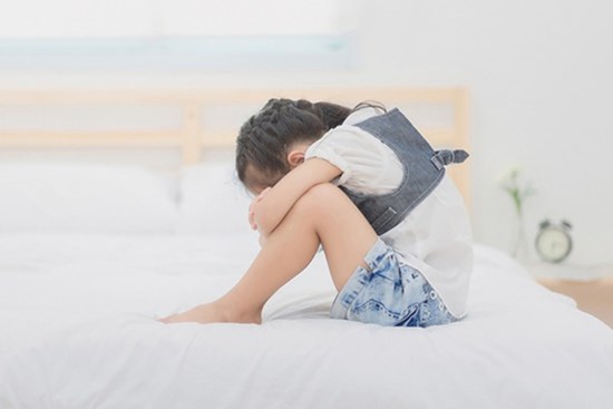 Tại sao những đứa trẻ có gia đình hòa thuận, khá giả, học hành giỏi giang vẫn bị TRẦM CẢM: Câu trả lời khiến hàng triệu phụ huynh toát mồ hôi