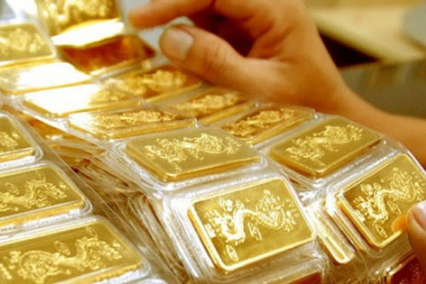 Giá vàng hôm nay 13/1: USD giảm sâu, vàng bứt phá-2