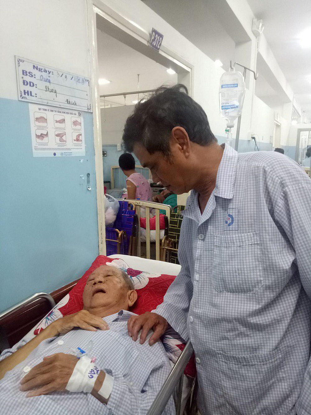 Tuổi 68 của nghệ sĩ Mai Trần: Ở nhờ nhà vợ, bị mất trí nhớ tạm thời sau đột quỵ-6