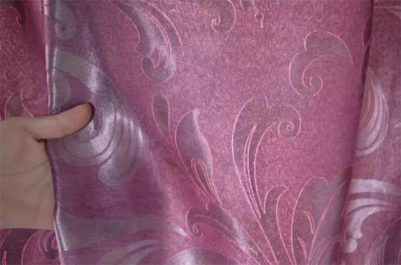 Rèm cửa bị bẩn, không cần phải tháo rời hay giặt máy, dạy cho bạn một mẹo! Mấy phút sau rèm sạch như mới, thật tuyệt vời để học-7