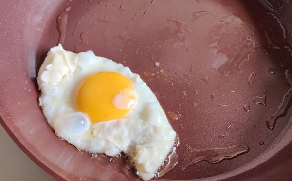 Mì bò mà nấu theo kiểu này ngon mê ly, chỉ mất 5 phút là đã có bữa sáng đủ chất-4