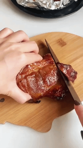 Dùng nồi chiên không dầu làm thịt heo nướng mật ong ngon bất bại: Thịt mọng nước ngon hơn cả đi mua!-1