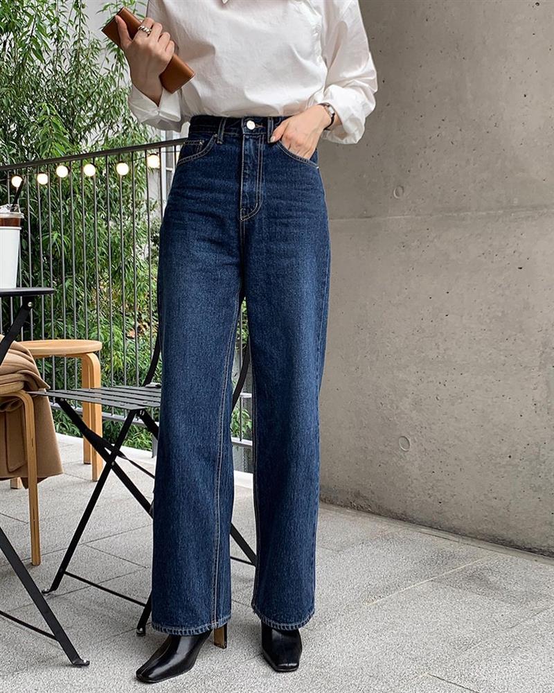 3 kiểu quần jeans chị em 30+ nên đầu tư nhất: Đảm bảo nhắm mắt cũng mặc đẹp-4