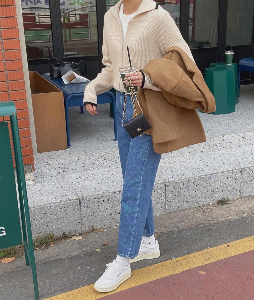 3 kiểu quần jeans chị em 30+ nên đầu tư nhất: Đảm bảo nhắm mắt cũng mặc đẹp-8