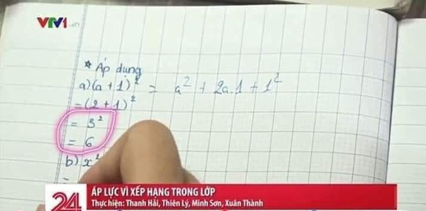 Lớp học được lên sóng VTV nhưng nhìn 2 nam sinh đang cầm quyển sách theo kiểu này, dân tình không thể nào nhịn được cười-2