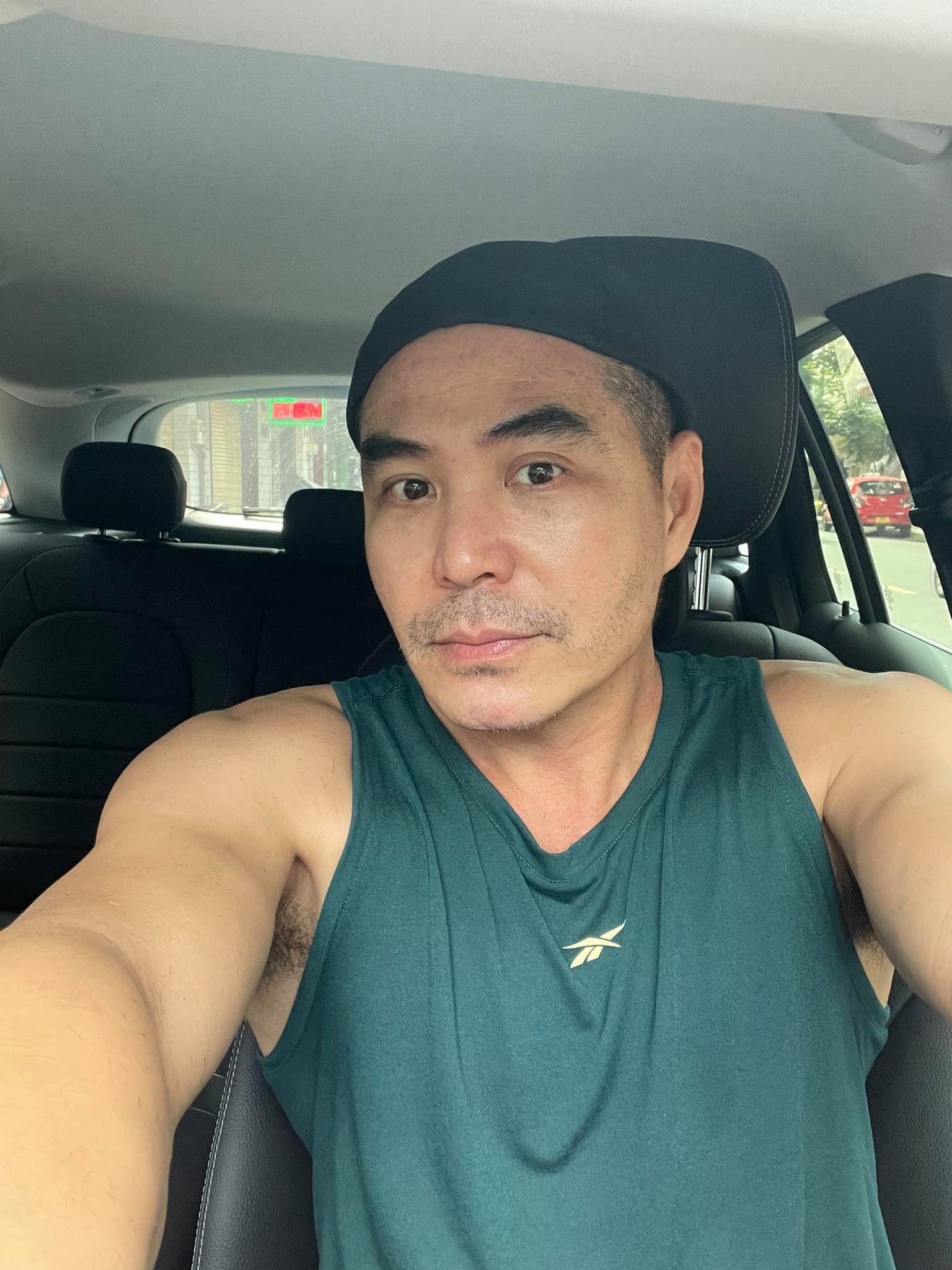 Diễn viên Trung Dũng U50: Sống một mình bình yên bên chú mèo nhỏ-17