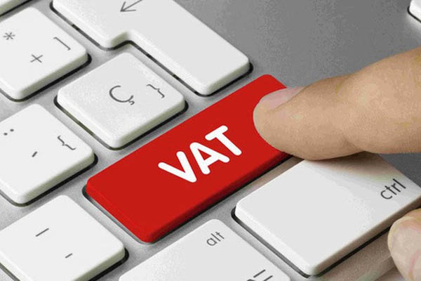 Hà Nội: Nghẹt thở khoảnh khắc giải cứu bé gái mắc kẹt trên tầng 3 khi ngọn lửa đang bao trùm căn nhà-2