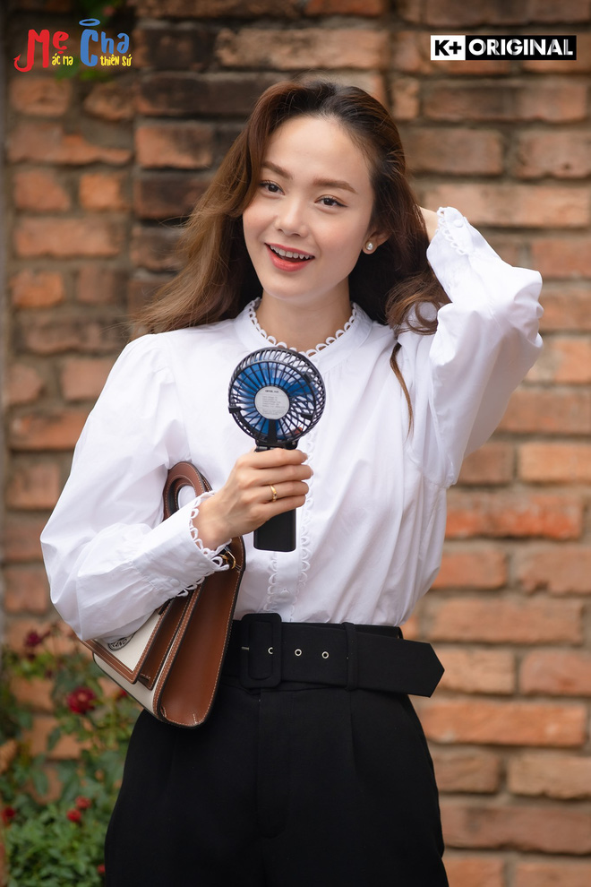 Ai đó phím cho Minh Hằng để cô chọn quần cũng đẹp như áo đi-2