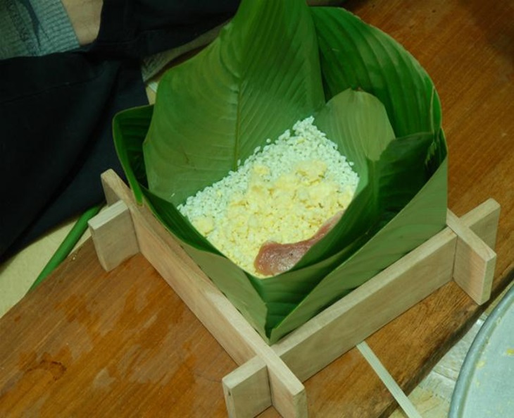 Cách luộc bánh chưng xanh mướt và ngon như hàng mà lại an toàn cho Tết-3