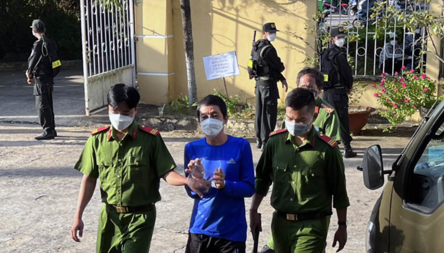 Bị cáo Chín Xuân xúi giục đàn em đốt nhà đội trưởng cảnh sát hình sự-1