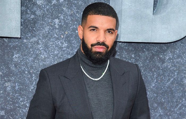 NÓNG: Nam ca sĩ nổi tiếng bị bạn tình kiện vì cho tương ớt vào bao cao su-2