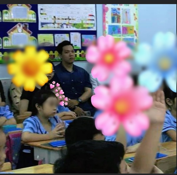 Lan truyền hình ảnh bố ruột đi dự giờ lớp học của bé 8 tuổi, xót xa nhìn lại thời điểm xưa-1