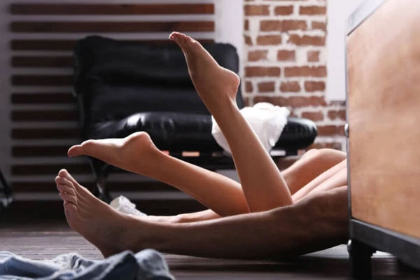 Nếu đàn ông có hỏi Em đã ngủ với bao nhiêu người rồi?, hãy đối mặt với anh ta mà trả lời thế này...-1