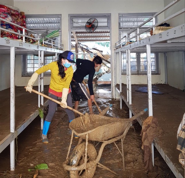 Thưởng Tết giáo viên: Nơi 500 nghìn, nơi hàng chục triệu-1