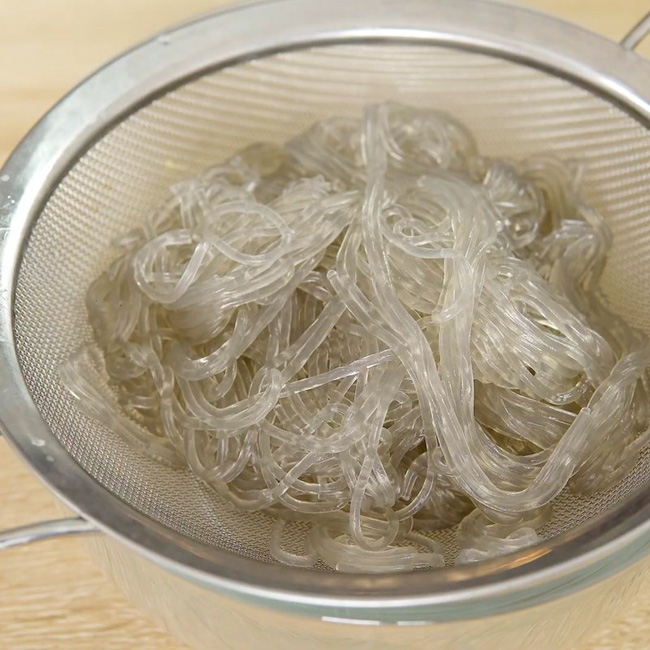 Miến trộn mà làm thế này thì ăn liền mấy bữa không chán!-2
