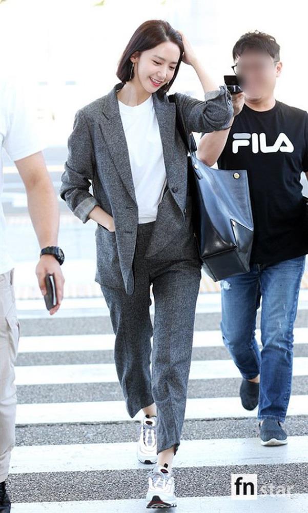 Nàng 30+ mặc blazer thế nào cho sang chảnh? Học ngay 13 cách diện của các mỹ nhân SNSD-13