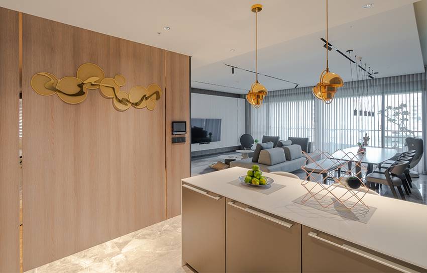 Căn hộ 3 thế hệ sinh sống với thiết kế ẩn thông minh, che giấu mọi không gian lưu trữ-4