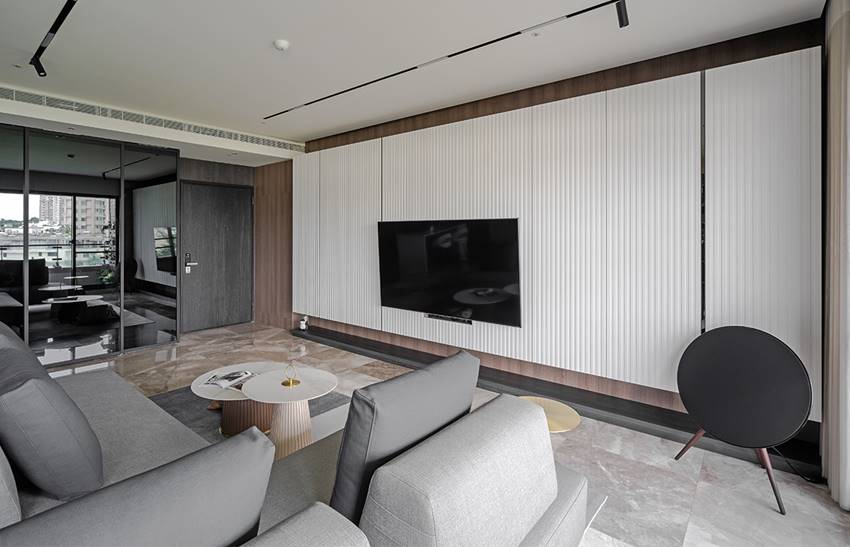 Căn hộ 3 thế hệ sinh sống với thiết kế ẩn thông minh, che giấu mọi không gian lưu trữ-8