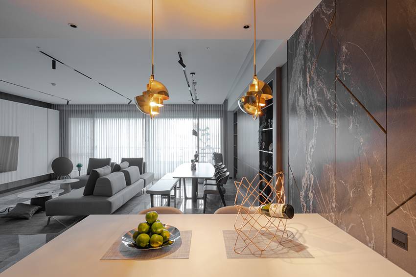 Căn hộ 3 thế hệ sinh sống với thiết kế ẩn thông minh, che giấu mọi không gian lưu trữ-19