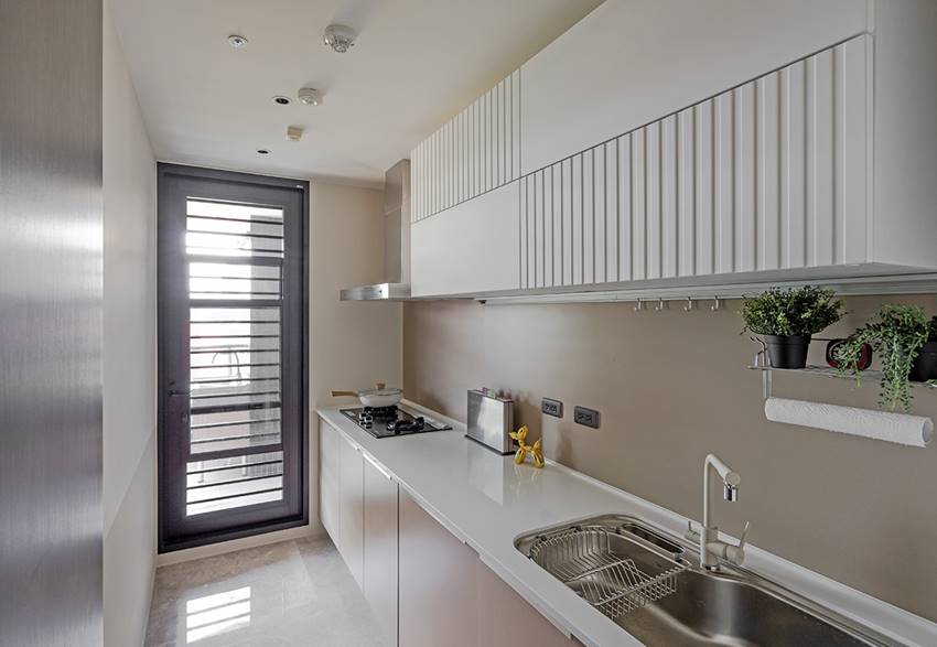 Căn hộ 3 thế hệ sinh sống với thiết kế ẩn thông minh, che giấu mọi không gian lưu trữ-23