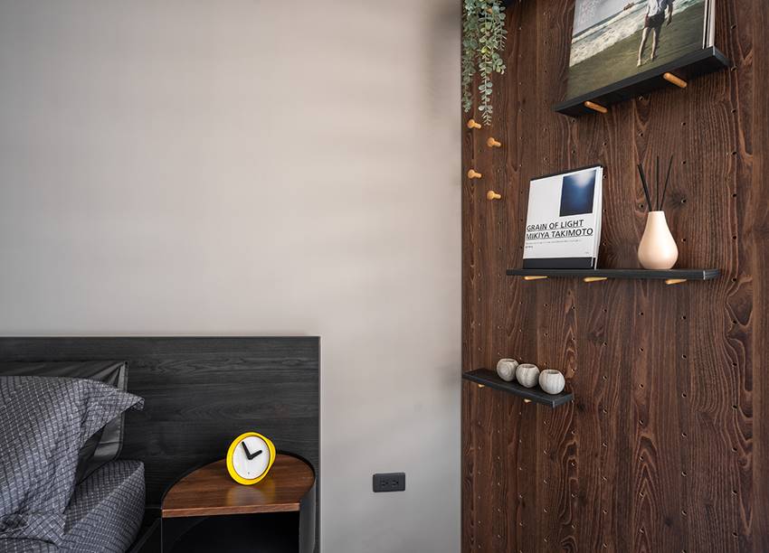 Căn hộ 3 thế hệ sinh sống với thiết kế ẩn thông minh, che giấu mọi không gian lưu trữ-35