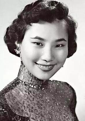 Tỷ phú Hong Kong và người tình gắn bó 45 năm: Chính thất qua đời, tiểu tam tuyên bố bất ngờ, lộ rõ vì sao tình tay ba tồn tại được lâu đến thế-2