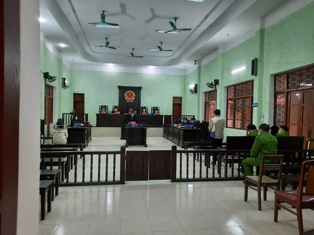 Bé 14 tuổi bị đánh dã man, bắt đập đầu vào tường đến chết, xịt nước lạnh giữa mùa đông-2