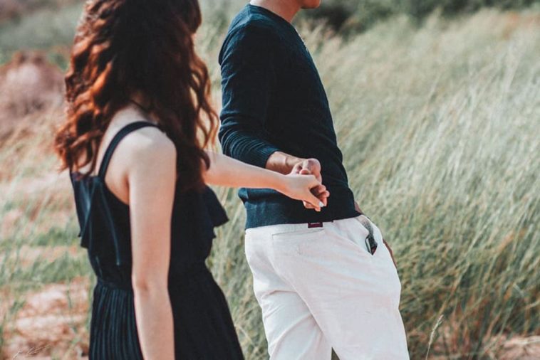 Yêu người hơn nhiều tuổi nhưng sợ mang tiếng chơi đồ cổ”, câu chốt hạ cuối cùng của cô gái khiến ai nấy đều ngao ngán-1