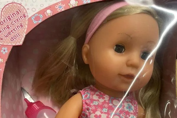 Để con gái 4 tuổi ở nhà với chó Golden, cảnh tượng sau đó khiến ông bố giật cả mình-7