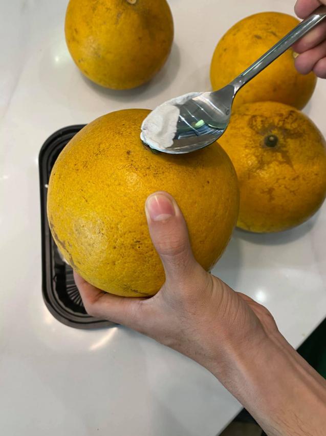 Thêm bước này, bưởi Diễn để 2-3 tháng không hỏng, màu lên vàng óng dù trời nóng hay nồm ẩm-5