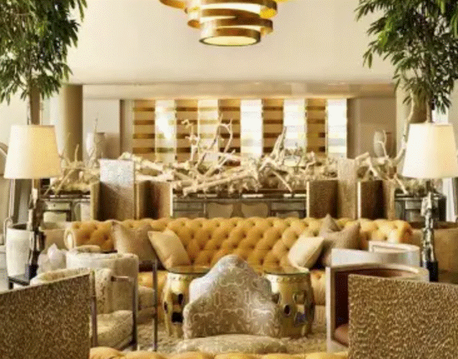 Cận cảnh: Nhà 2 tỷ đô đắt nhất hành tinh của tỷ phú Ấn Độ, sở hữu 3 sân đáp trực thăng, chứa 168 siêu xe và có 600 nhân viên phục vụ dọn dẹp-8