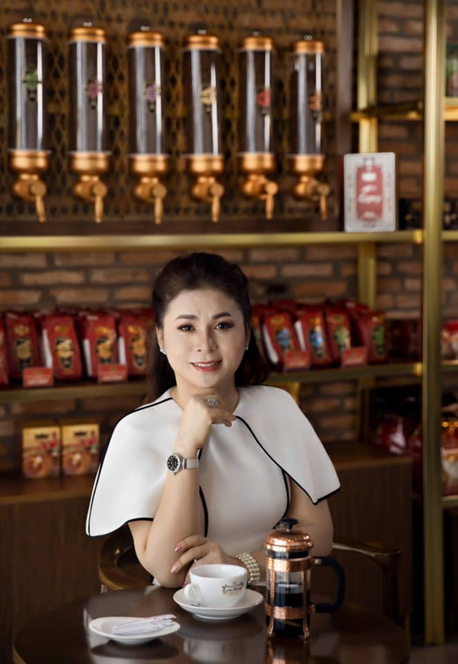 Trước thông tin hủy bản án ly hôn, bà Lê Hoàng Diệp Thảo có động tĩnh gì trên trang cá nhân?-3