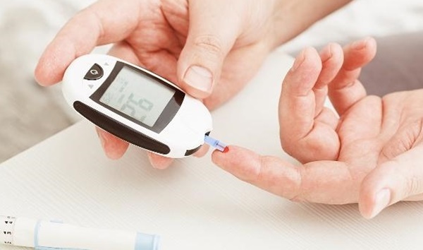 3 tín hiệu trên miệng cho thấy bệnh tiểu đường ngày càng nghiêm trọng: Có 5 việc cần làm ngay vì sẽ giúp hạ đường huyết hiệu quả hơn cả thuốc-1