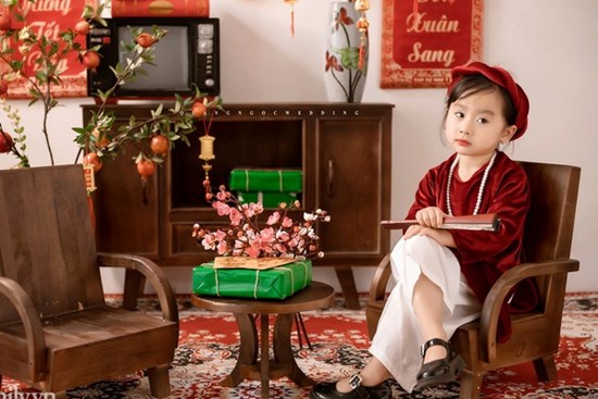Nhập vai xuất sắc, “mợ hai” Hà thành chụp ảnh đón Tết thần thái