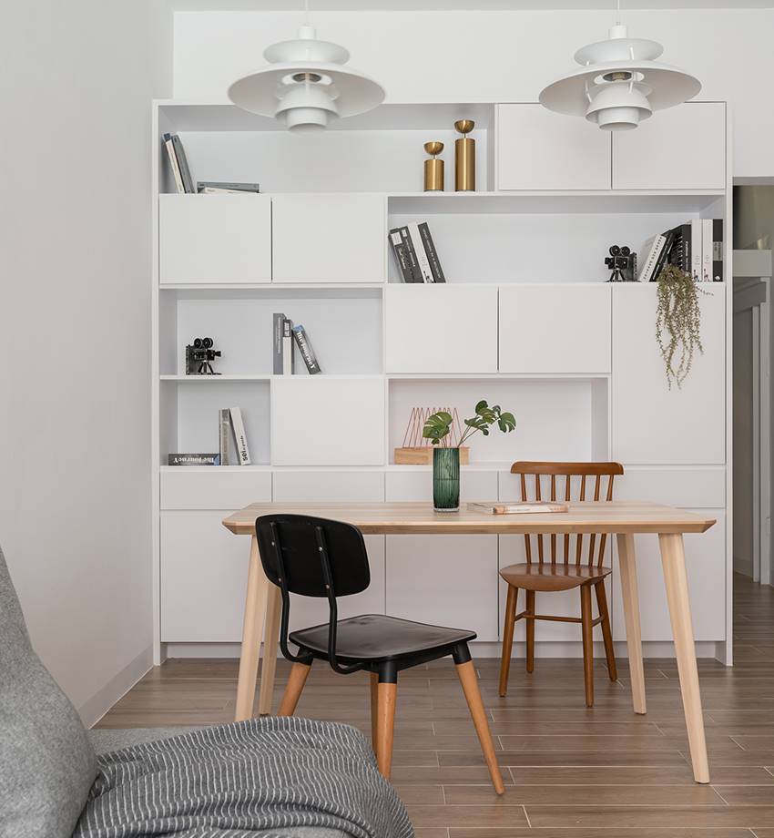 Nhà 2 tầng 50 năm tuổi cũ kỹ lột xác thành tổ ấm hiện đại, trang nhã trong ánh sáng tự nhiên dịu nhẹ-29