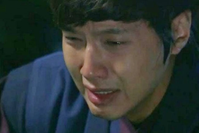 Vào ngày kết hôn, cô dâu cởi váy cưới, ném vào mặt em chồng, nói: Cô đi mà kết hôn với anh trai cô”-3