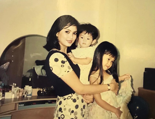 Tỷ phú si tình dâng cả đế chế” cho mỹ nhân, trên thương trường quyền lực, ở nhà chiều con-5