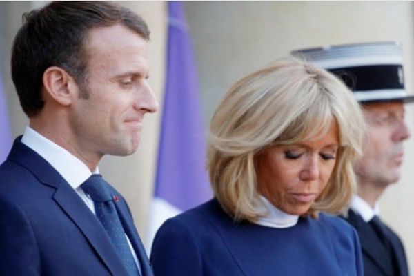 Đệ nhất phu nhân Pháp từng sốc nặng khi nhận tin chồng trẻ ngoại tình với người không ngờ đến, thường bị chê bai vì một hành động-5