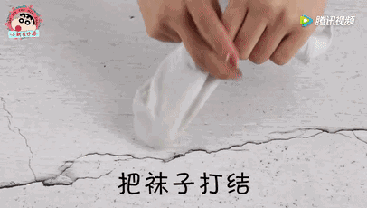 Đánh một que diêm rồi ném vào bồn cầu có công dụng tuyệt vời nhưng hiếm người nào biết-2