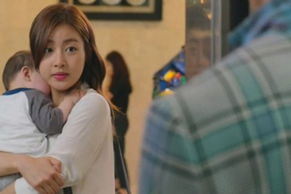 Đón mẹ chồng lên thành phố ăn Tết, tôi lại mua vé ship thẳng bà về quê sau 2 ngày chỉ vì một câu so sánh kì quặc-2