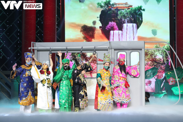 Những hình ảnh cực hot trên sân khấu của Táo quân 2022-1