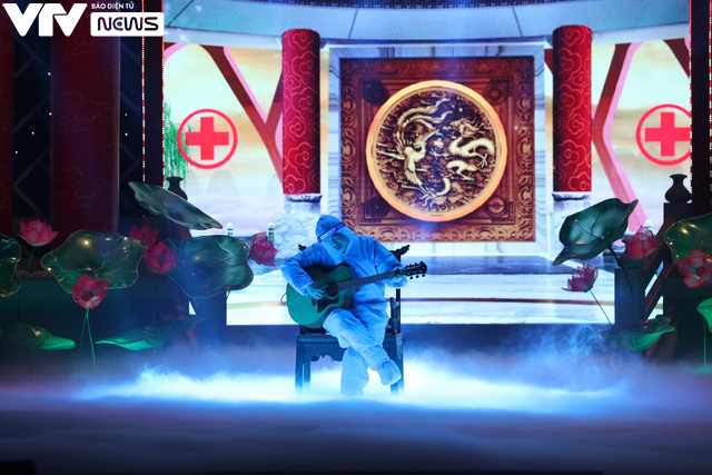 Những hình ảnh cực hot trên sân khấu của Táo quân 2022-5