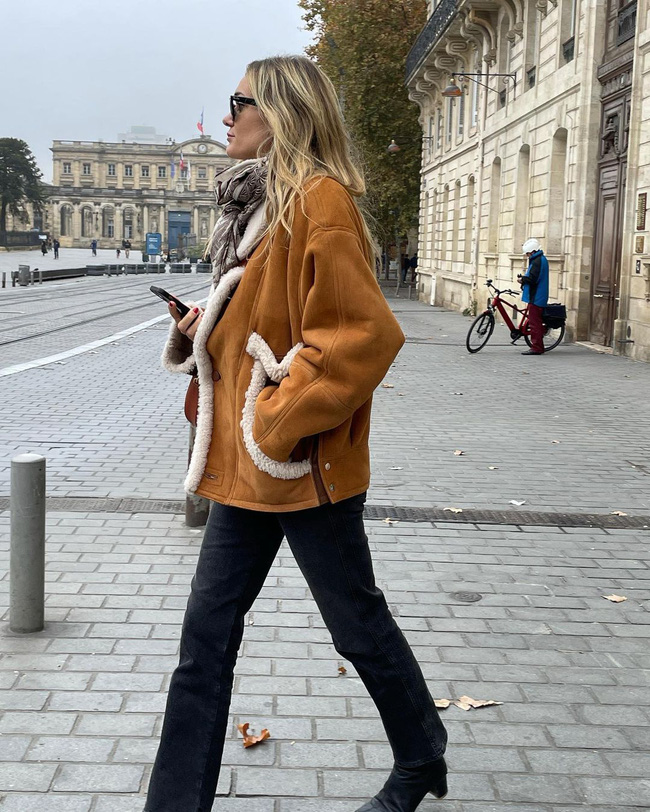 Gái Pháp diện quần đen chuẩn xịn đẹp, ngắm mãi không chán nhờ 13 cách mix khéo léo-9