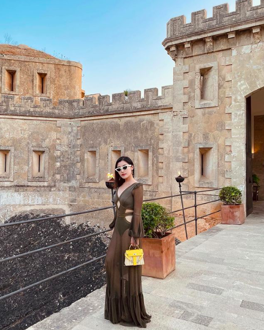 Đám cưới xa hoa ít ai sánh bằng của con gái tỷ phú máu mặt châu Á: Lâu đài cổ tích xa hoa giữa khu nghỉ dưỡng 5 sao, khách mời toàn VIP-3