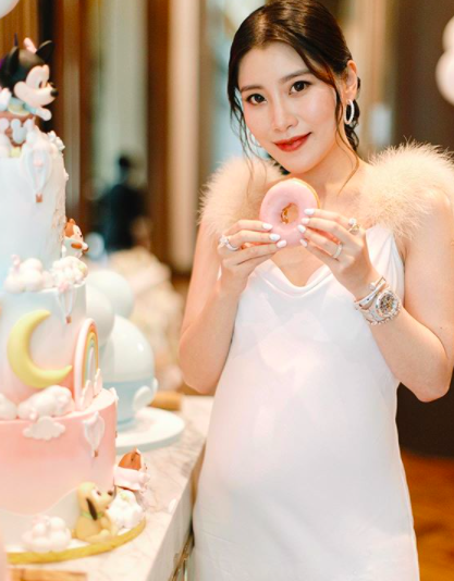 Đám cưới xa hoa ít ai sánh bằng của con gái tỷ phú máu mặt châu Á: Lâu đài cổ tích xa hoa giữa khu nghỉ dưỡng 5 sao, khách mời toàn VIP-14