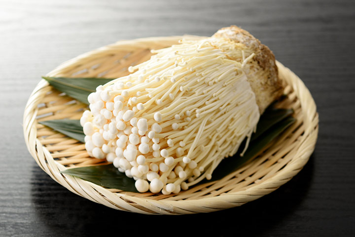 Bữa cơm gia đình mùa đông lạnh thêm trọn vị với canh kim chi đậu phụ mềm thơm, chua cay chuẩn Hàn Quốc-2