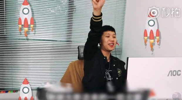 Nam sinh được chiều hư đến mức đánh cả bố, gia đình phải đưa về quê sống, bất ngờ thay đổi ngoạn mục sau 8 năm gây sửng sốt-3