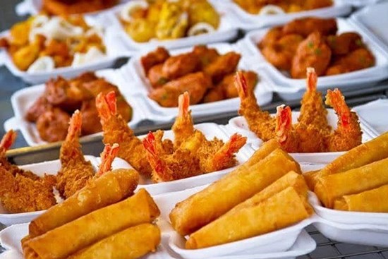 5 loại thực phẩm là “kẻ thù” của tử cung, chị em không muốn mắc bệnh hãy kiểm soát mồm miệng ăn vặt nhé