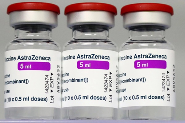 Tiêm mũi 3 vaccine AstraZeneca hiệu quả thế nào? Dữ liệu vô cùng tích cực từ nhà sản xuất-1